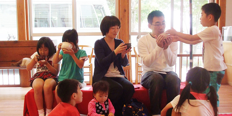 習ったお茶を家族にふるまおう